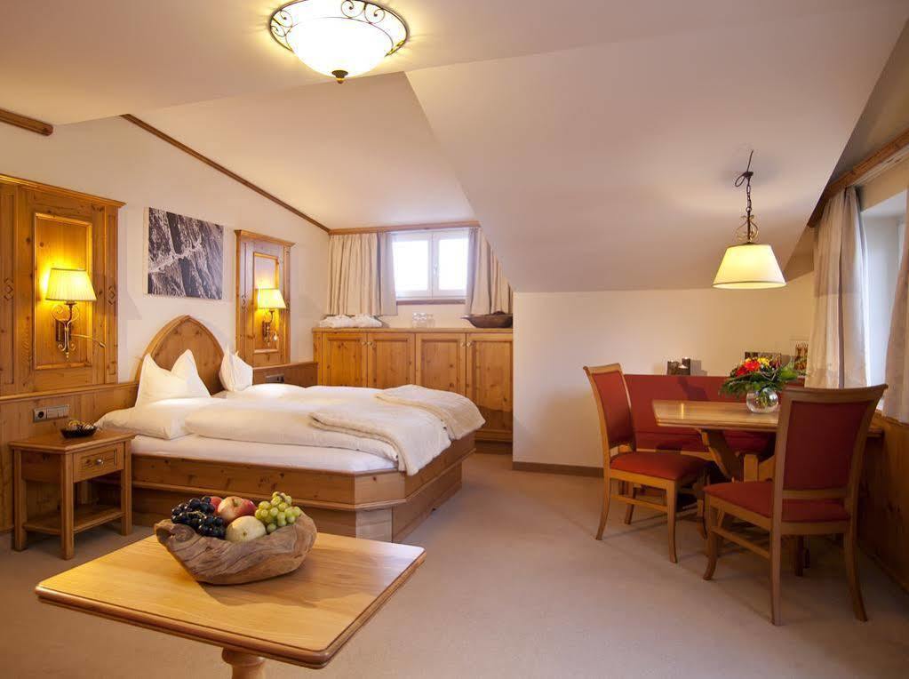 Anthony'S Alpin Hotel Garni 莱赫阿尔贝格 外观 照片